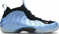 Nike Air Foamposite One "UNIVERSITY BLUE"