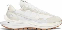 Nike Vaporwaffle "SACAI/SAIL GUM"