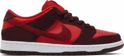 Nike SB Dunk Low Pro "CHERRY"