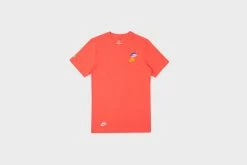 Apparel Nike Sportswear Embroidered T-Shirt (Fuschia) - S