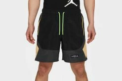 Apparel Jordan 23 Engineered Men’s Shorts (Black/Dark Smoke Grey/Citron Pulse/Electric Green) - S