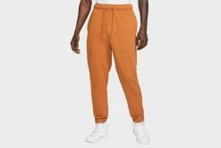 Apparel Jordan Essentials Printed Fleece Pants (Brown) - M